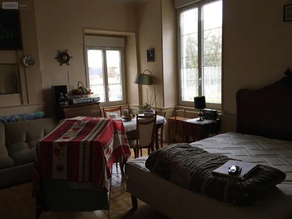 Maison de ville à vendre à Le Lude dans la Sarthe (72800), ref : 13861/1496