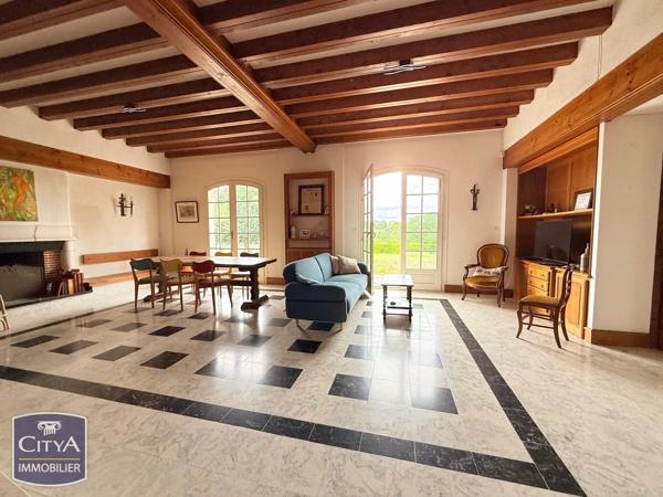 Maison à vendre 7 pièces 225m² Chinon (37500)