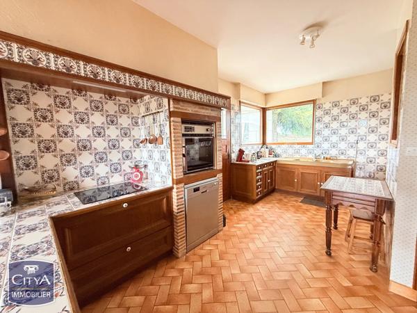 Maison à vendre 7 pièces 225m² Chinon (37500)