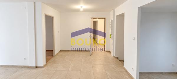 NOUVEAUTÉ - PREMIÈRE LOCATION AVEC TERRASSE Appartement T4 de 89 m² au 1er étage dans ancienne ferme de caract