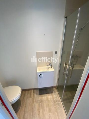 Maison
         6 pièces
        - 105 m² Exclusivité 329 000 € *