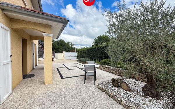 Maison à vendre    5 pièces •  Le Pont-de-Beauvoisin