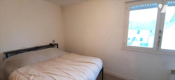 APPARTEMENT T2 EQUERDREVILLE CENTRE + GARAGE + CELLIER