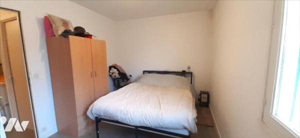 APPARTEMENT T2 EQUERDREVILLE CENTRE + GARAGE + CELLIER