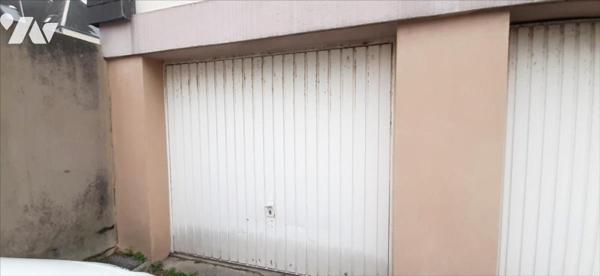 APPARTEMENT T2 EQUERDREVILLE CENTRE + GARAGE + CELLIER