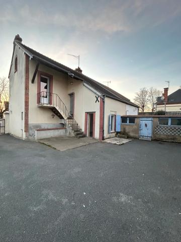 🏠 Charme et Authenticité : Maison de Ville Cœur de Briare