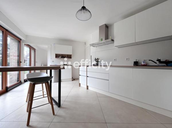 Maison 6 pièces - 210 m² Exclusivité efficity