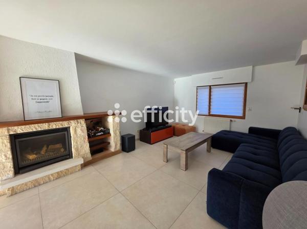 Maison 6 pièces - 210 m² Exclusivité efficity