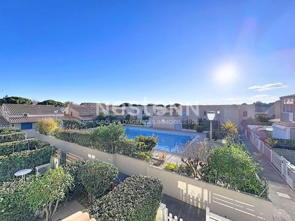 Charmant Duplex meublé 3 pièces de 37.6 m2 avec piscine & place de parking privative en option à Gruissan