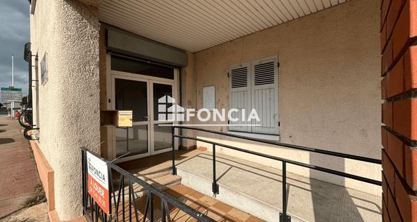 Location Local commercial 5 pièces 88 m² - Le Pouzin 07250