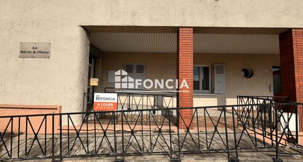 Location Local commercial 5 pièces 88 m² - Le Pouzin 07250