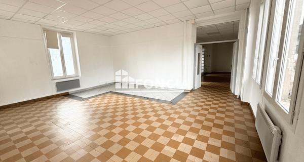 Location Local commercial 5 pièces 88 m² - Le Pouzin 07250