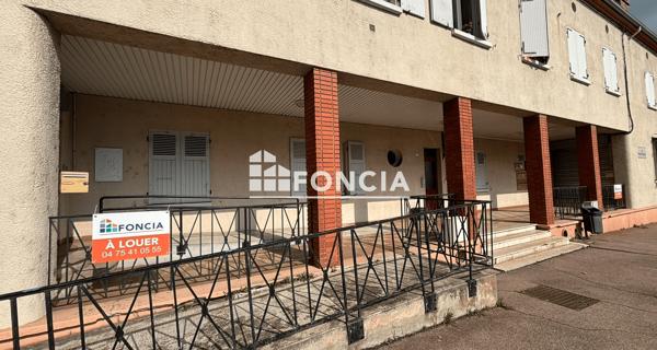 Location Local commercial 5 pièces 88 m² - Le Pouzin 07250