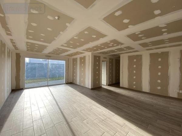 Maison à vendre à Longuenée-en-Anjou dans le Maine-et-Loire (49770), ref : 49031-2801