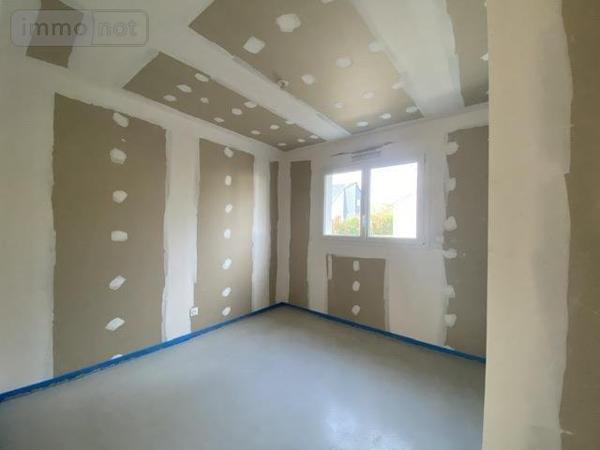 Maison à vendre à Longuenée-en-Anjou dans le Maine-et-Loire (49770), ref : 49031-2801