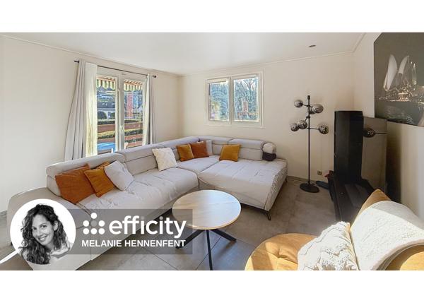 Maison
         6 pièces
        - 135 m² Exclusivité 475 000 € *