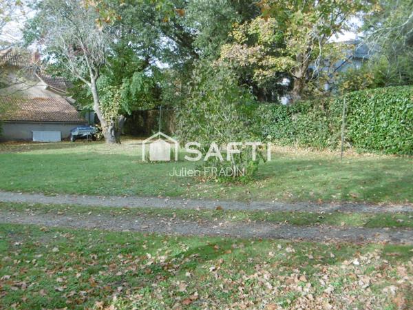Magnifique terrain de 367 m² en centre-bourg Mauves-sur-Loire !