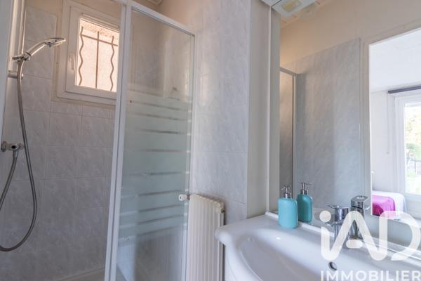 Maison à vendre 6 pièces 109 m² Carrières-sur-Seine