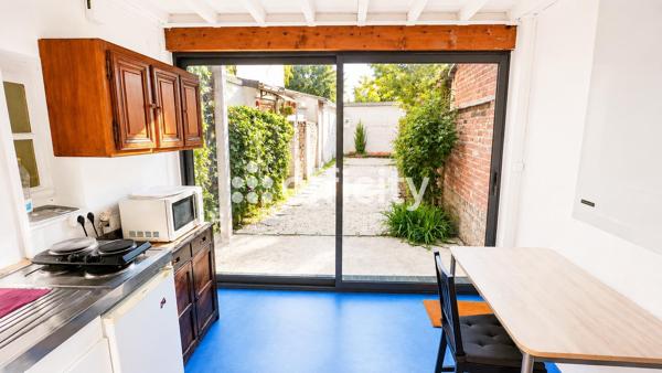 Immeuble
         5 pièces
        - 115 m² 313 000 € *