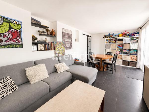 Maison
         6 pièces
        - 153 m² 295 000 € *