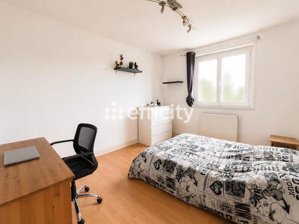 Maison
         6 pièces
        - 153 m² 295 000 € *