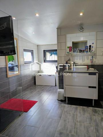 Venez découvrir cette superbe maison de ville sur 2 étages