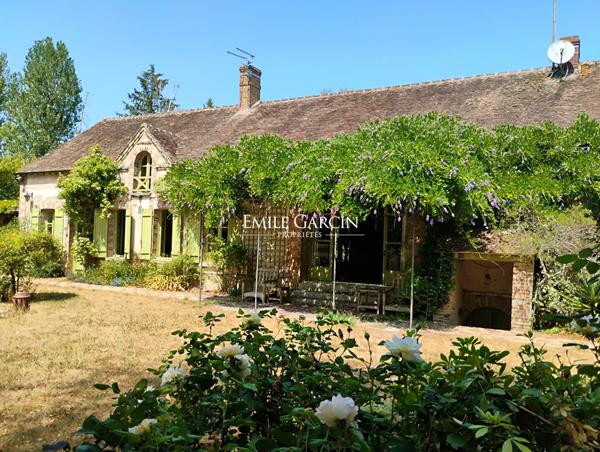A VENDRE- Bourgogne- Sens- Maison de campagne 5 ch, tennis , 6 ha
