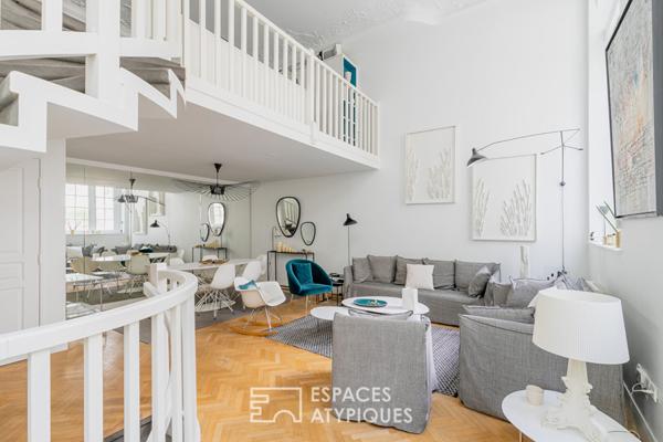 Triplex avec terrasse dans un hôtel particulier