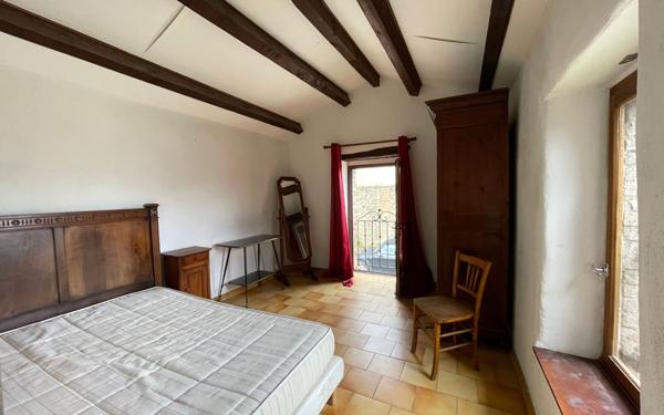 Maison à vendre    2 pièces •  Vallon-Pont-d'Arc