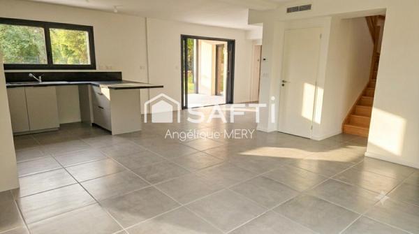 Villa contemporaine neuve T5 de 130,70 m² au bord du lac – Lavernose-Lacasse (Secteur Lac)