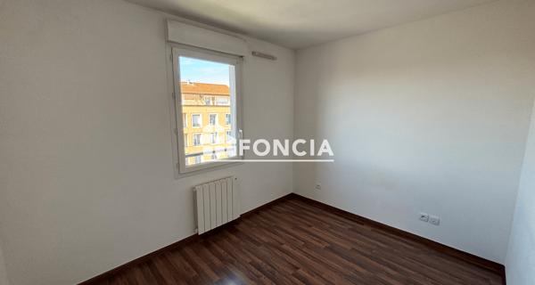 À vendre Appartement 3 pièces 63.8 m² - Décines-charpieu 69150