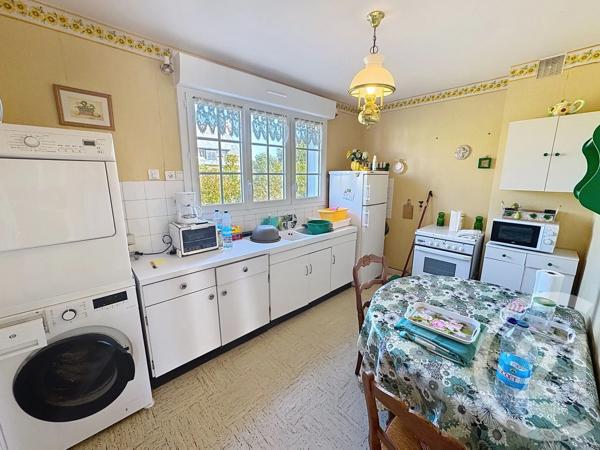 Maison à vendre  5 pièces - 133,30 m 2   LE RELECQ KERHUON  - 29