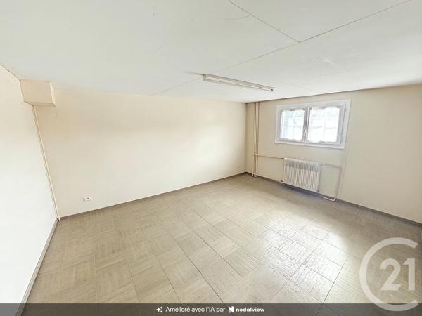 Maison à vendre  5 pièces - 133,30 m 2   LE RELECQ KERHUON  - 29