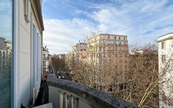 Appartement à vendre    5 pièces • 132,40 m2 Lyon 6