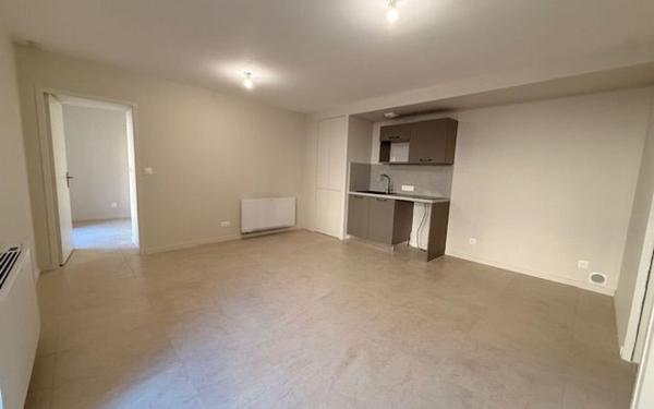 Appartement à louer    2 pièces • 39,30 m2 Charbonnières-les-Bains