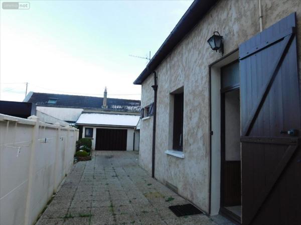 Maison à vendre à Caudebec-lès-Elbeuf en Seine-Maritime (76320), ref : 105000