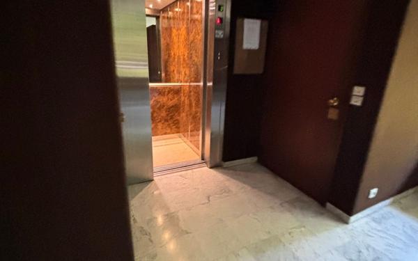 Appartement à vendre    5 pièces • 96,97 m2 La Varenne - Saint-Maur-des-Fossés