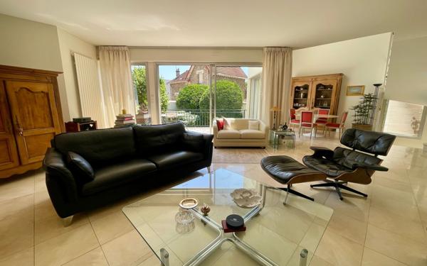 Maison à vendre    7 pièces • 178 m2 La Varenne - Saint-Maur-des-Fossés