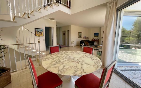 Maison à vendre    7 pièces • 178 m2 La Varenne - Saint-Maur-des-Fossés