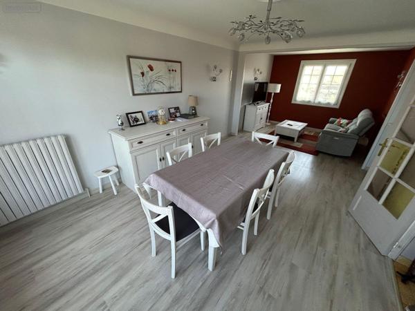 Maison à vendre à Trangé dans la Sarthe (72650), ref : SL-72021-474