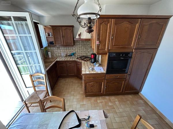 Maison à vendre à Trangé dans la Sarthe (72650), ref : SL-72021-474