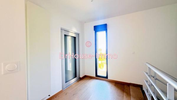 Maison à vendre 6 pièces de 197 m²