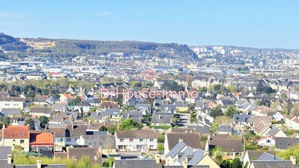 Maison à vendre 6 pièces de 197 m²