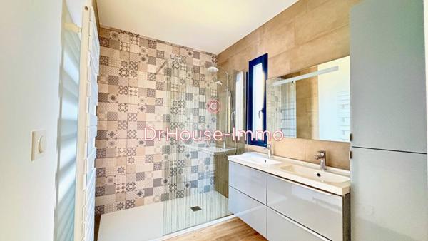 Maison à vendre 6 pièces de 197 m²