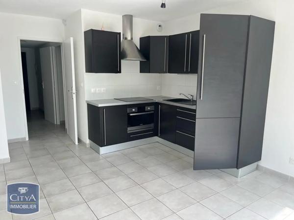 Appartement à louer 2 pièces 41.45m² Istres (13800)