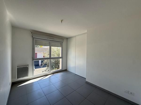 A VENDRE 83470 SAINT MAXIMIN LA SAINTE BAUME APPARTEMENT TYPE 3 DE 54 m² AVEC BALCON