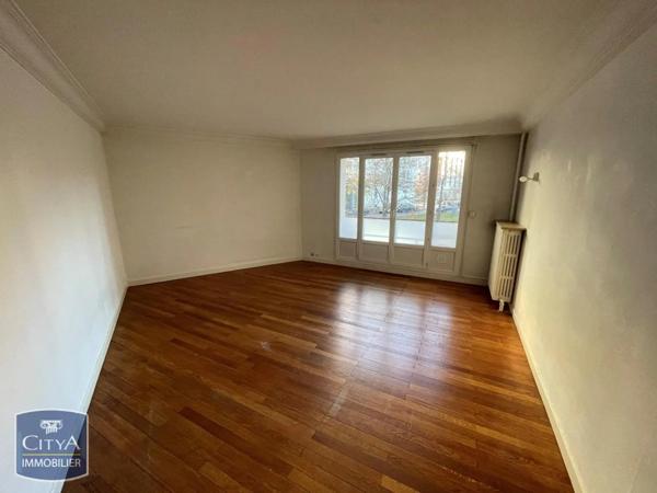 Appartement à louer 2 pièces 72.74m²