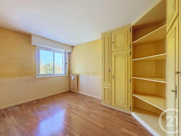 Appartement à vendre  4 pièces - 81,16 m 2   CHARTRES  - 28