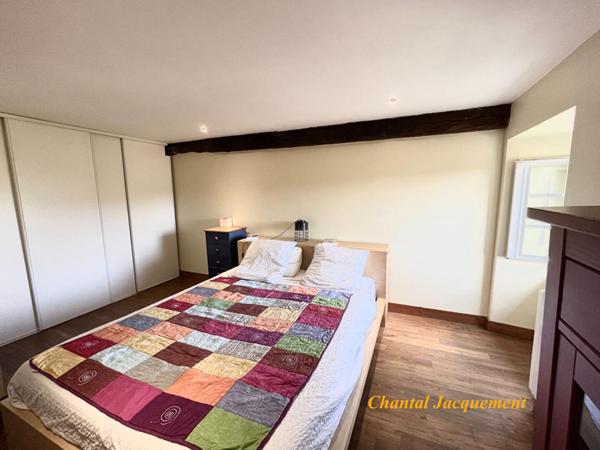 MAISON EN PIERRES AVEC GÎTE INDÉPENDANT