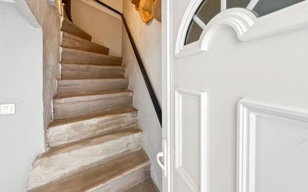 Maison à vendre    2 pièces •  Marseillan